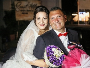 Ses Tonuna Aşık Olduğu Engelliyle Evlendi