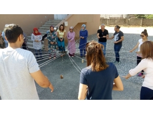 İnovasyon Merkezi Öğretmenlere 21. Yüzyıl Becerilerini Kazandırıyor