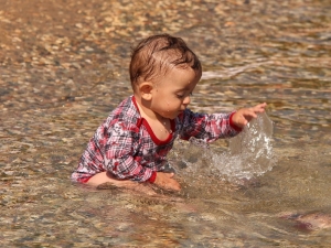 Hava Sıcaklıkları 30 Dereceyi Aştı Vatandaşlar Soluğu Plajda Aldı