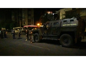 Diyarbakır’da Bir Eve Düzenlenen Operasyon Sonucu 1 Terörist Etkisiz Hale Getirildi