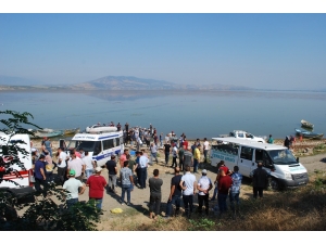 Marmara Gölü’ndeki Kayıp 2 Kişinin Cansız Bedenine Ulaşıldı