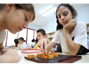 Bilgievleri Çocukların Zeka Gelişimi Takip Ediliyor