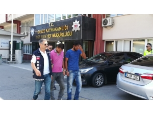 Yollardaki Mazgalları Çalan 3 Kişi Kaçamadan Yakalandı
