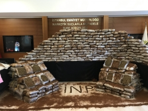 İstanbul’da Yarım Ton Uyuşturucu Ele Geçirildi