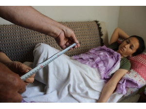 Böbreğinde Unutulan Katater Teli 10 Yıl Sonra Fark Edildi