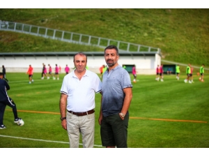 İsmail Solak, Takımı Yalnız Bırakmıyor