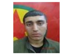 İçişleri Bakanlığı:" 4 Teröristten 2’sinin ”Terörden Arananlar Listesi’nde” Olduğu Tespit Edildi"