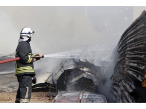 Fethiye’de Korkutan Yangın