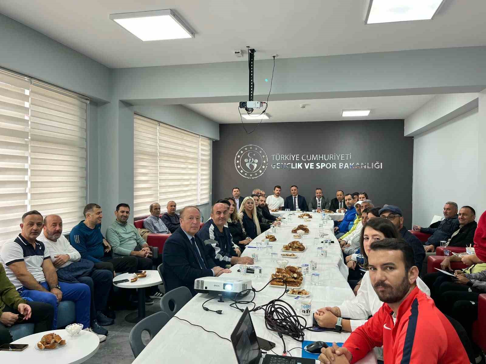 devrek-genclik-ve-spor-ilce-mudurlugu-okul-sporlari-icin-yeni-sezona-hazir