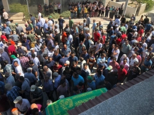 Marmara Gölünde Boğulan Biri Çocuk İki Kişi Son Yolculuğuna Uğurlandı