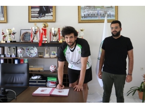 Manisa Bbsk’ya 2.06’lık Pivot Takviyesi