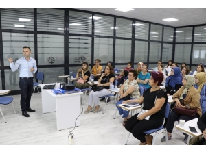 Kocaelili Anneler, Büyükşehir İle Sağlıklı Besleniyor