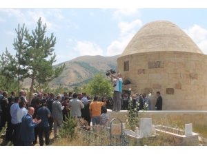 Uluslararası Bayburt Dede Korkut Kültür Ve Sanat Şölenleri Başladı