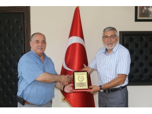 Türk Hava Kurumundan Kadir Bozkurt’a Teşekkür Plaketi