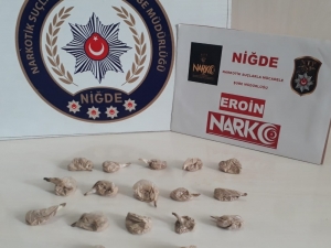 Apartmanda Saksı İçerisinde Esrar Yetiştirmiş