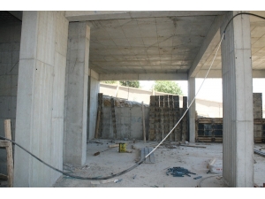 Canını Hiçe Sayıp Elektrik Akımı Olan Kabloyu Çaldı