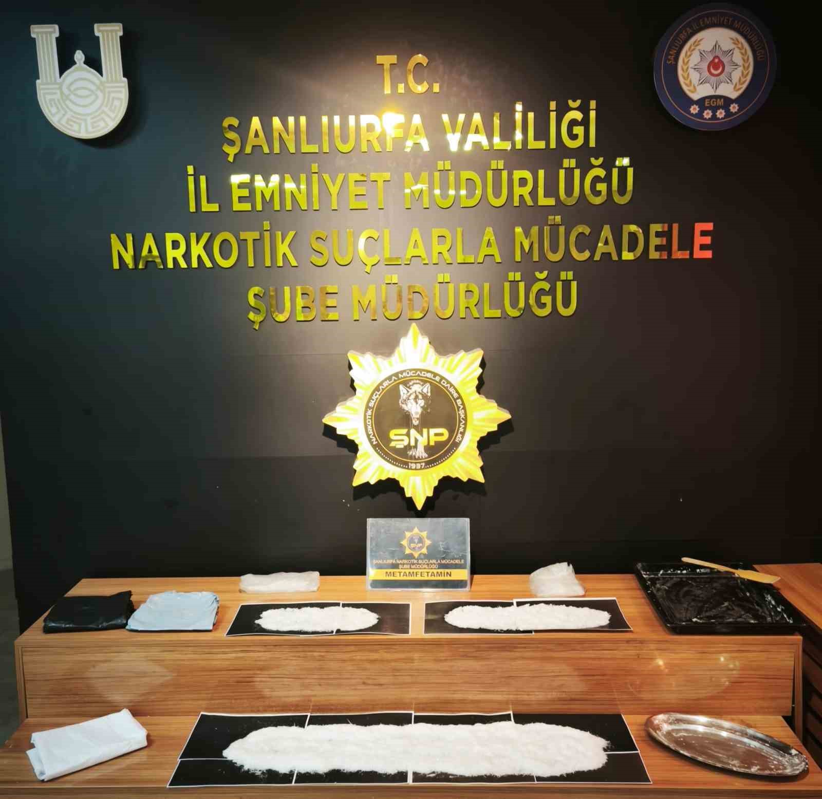 sanliurfa-da-3-kilo-uyusturucu-ele-gecirildi