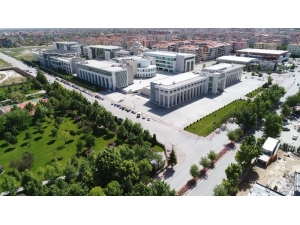 Yök "Vakıf Yükseköğretim Kurumları 2019 Raporu’nda" Kto Karatay Başarısı