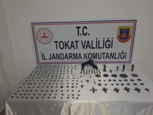 Baskın Yapılan Evden 217 Parça Tarihi Eser Çıktı