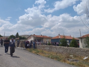 Çocuk Damat Toprağa Verildi