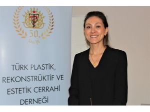 Her 8 Kadından Biri Meme Kanseri Riski Taşıyor