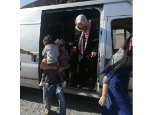 Afganistan Uyruklu 44 Mülteci Yakalandı