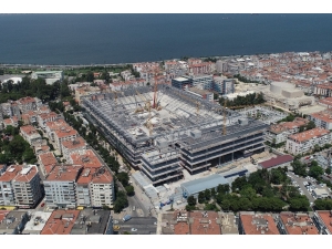 Göztepe Stadı Yükseliyor