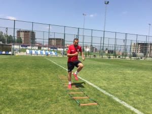 Yeşilyurt Belediyespor Kampta Tempo Arttırdı