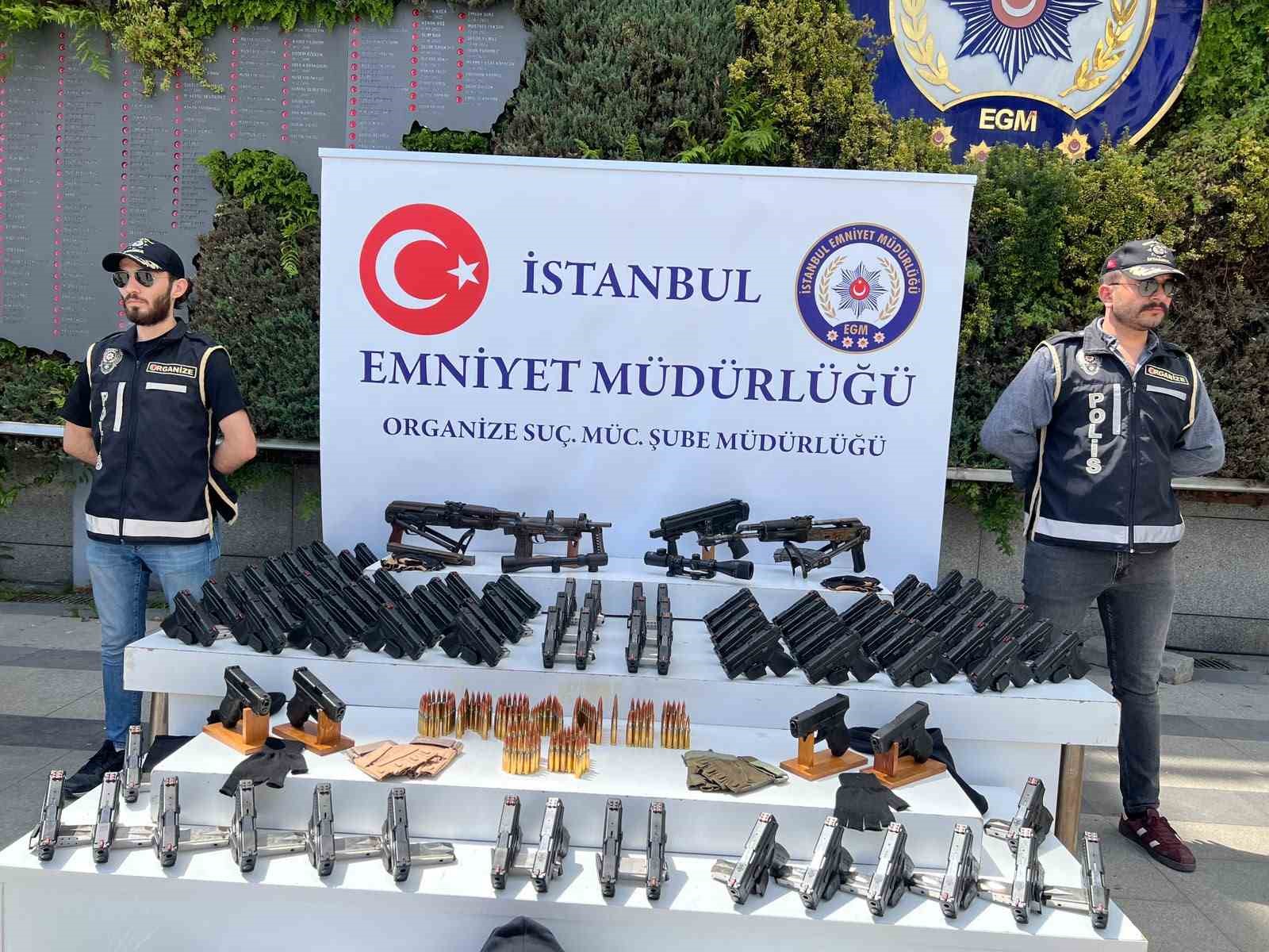 otokoc-a-silahli-saldiri-ve-can-polat-cinayetinde-sicak-gelisme-uzun-namlulu-silah-ve-tabancalar-ele-gecirildi