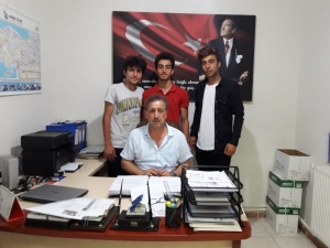 Bilecik’te Bes İçin 3 Futbolcu Evraklarını Aldı