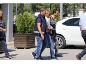 Kesinleşmiş 30 Yıl Hapis Cezası Bulunan Şahıs Sahte Kimlikle Yakalandı