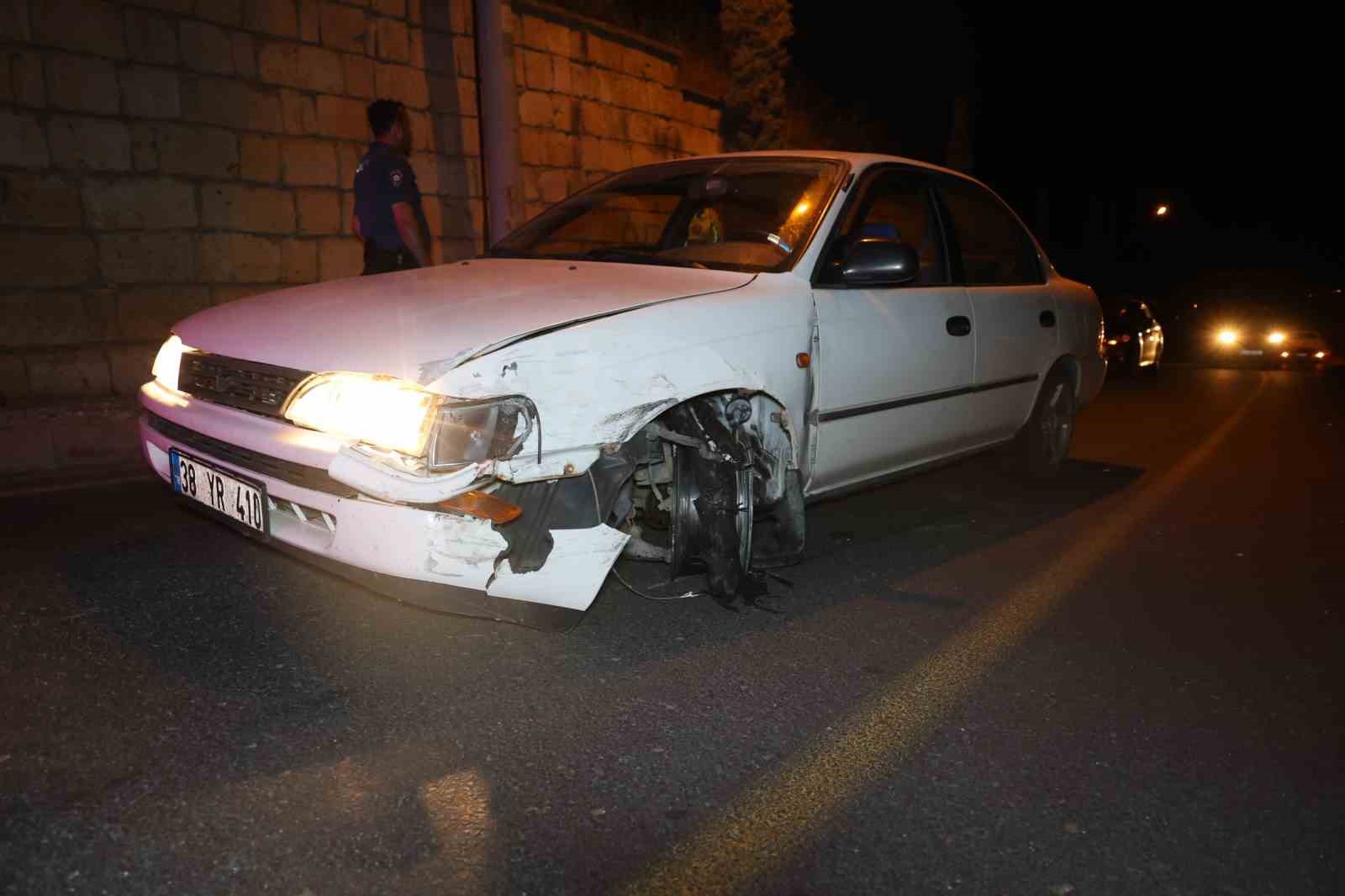 nevsehir-de-iki-araca-carpip-kacan-surucu-polise-ecel-teri-dokturdu