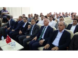 Kars’ta Turizmciler Sertifikalarını Aldı