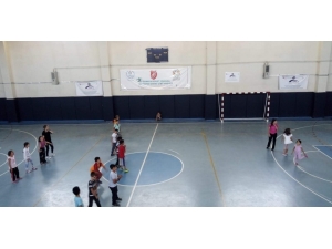 Çavdarhisar’da ’’Yaz Spor Okulları’’