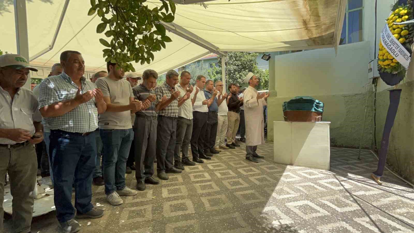 kibris-gazisi-ahmet-bacinak-izmir-de-son-yolculuguna-ugurlandi