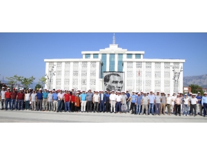 Başkan Genç’ten, Süpürgeli Sokak Temizliği