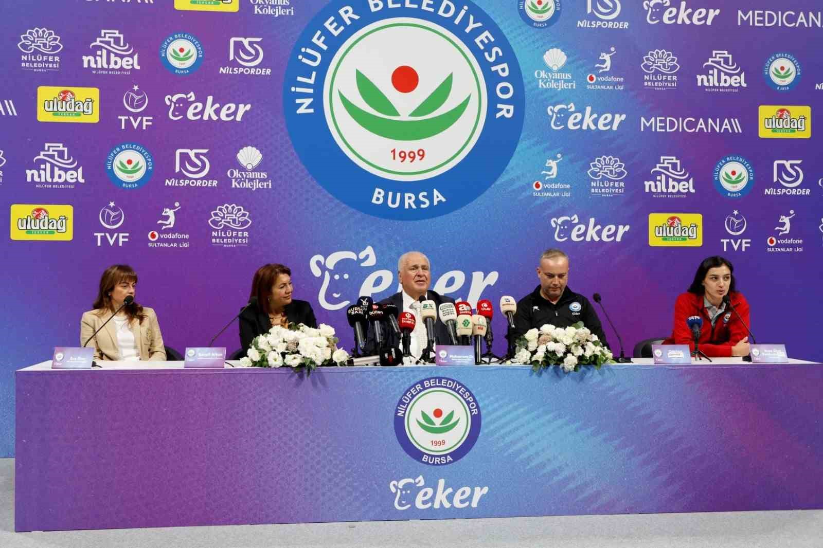 nilufer-belediyespor-eker-kadin-voleybol-takimi-2026-2027-sezonu-kadrosu-tanitildi