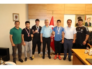 Cizreli Sporculardan Kaymakam Arıcan’a Ziyaret