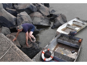 Endonezya’da Tangkuban Perahu Yanardağı 200 Metre Yükseğe Lav Püskürdü