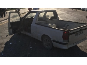 Otomobil Pikap İle Çarpıştı: 3 Yaralı