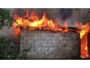 Odunluk Yangını Paniğe Neden Oldu