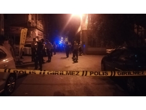 Kayınpeder Kendisine Silah Çeken Damadını Bıçakladı