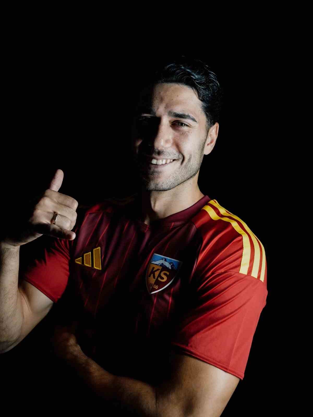 kayserispor-gurbetci-mert-gockan-ile-anlasti