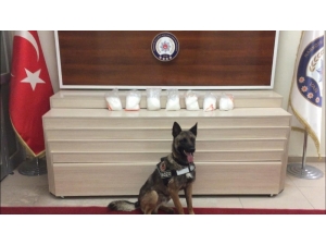 Van’da 3 Kilo 425 Gram Metamfetamin Ele Geçirildi