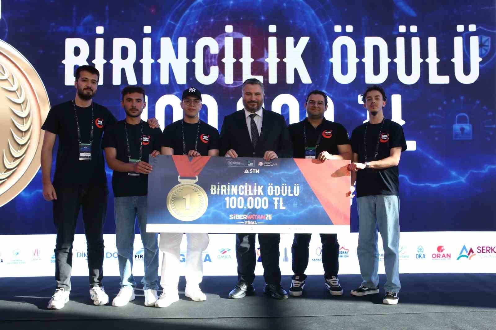 siber-vatan-final-yarismasinda-bati-akdeniz-ekibi-sampiyon-oldu