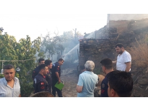 Tarihi Mahalle Birgi’de Korkutan Yangın: 1 Yaralı