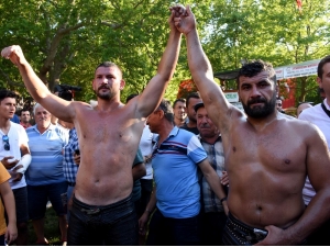 Ege’nin Kırkpınar’ında Başpehlivan Yanatman