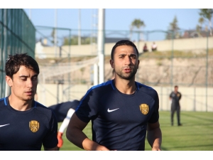 Alihan Kubalas: “Sezon Sonu Kabus Görmek İstemiyoruz”