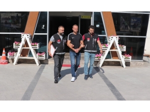 Eski Ortağını Silahla Yaralayan Şahıs "Pişman Oldum" Diyerek Teslim Oldu