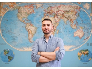 İzmir’den İngiltere’ye Burs Başarısı